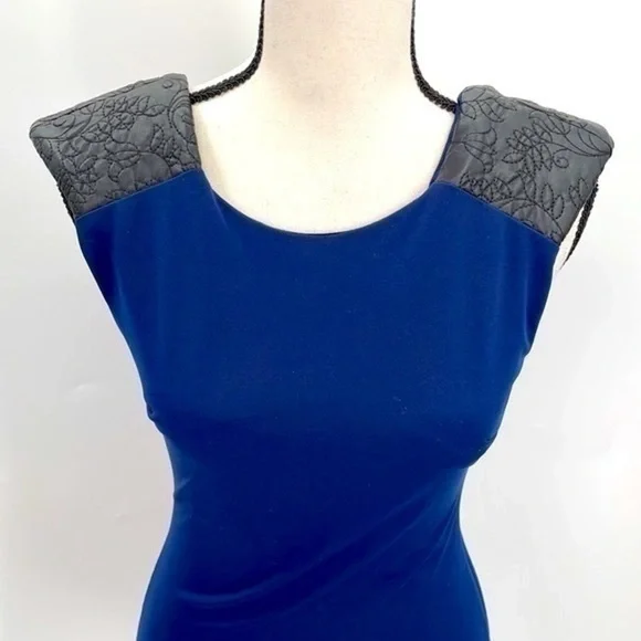 UEC Guess navy blue sleeveless cocktail dress faux leather detail size small - Picture 2 of 12